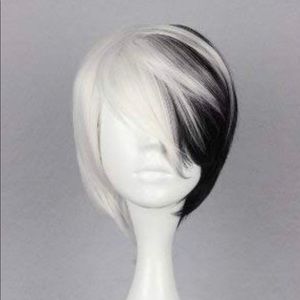 Cruella Deville Costume Accessories